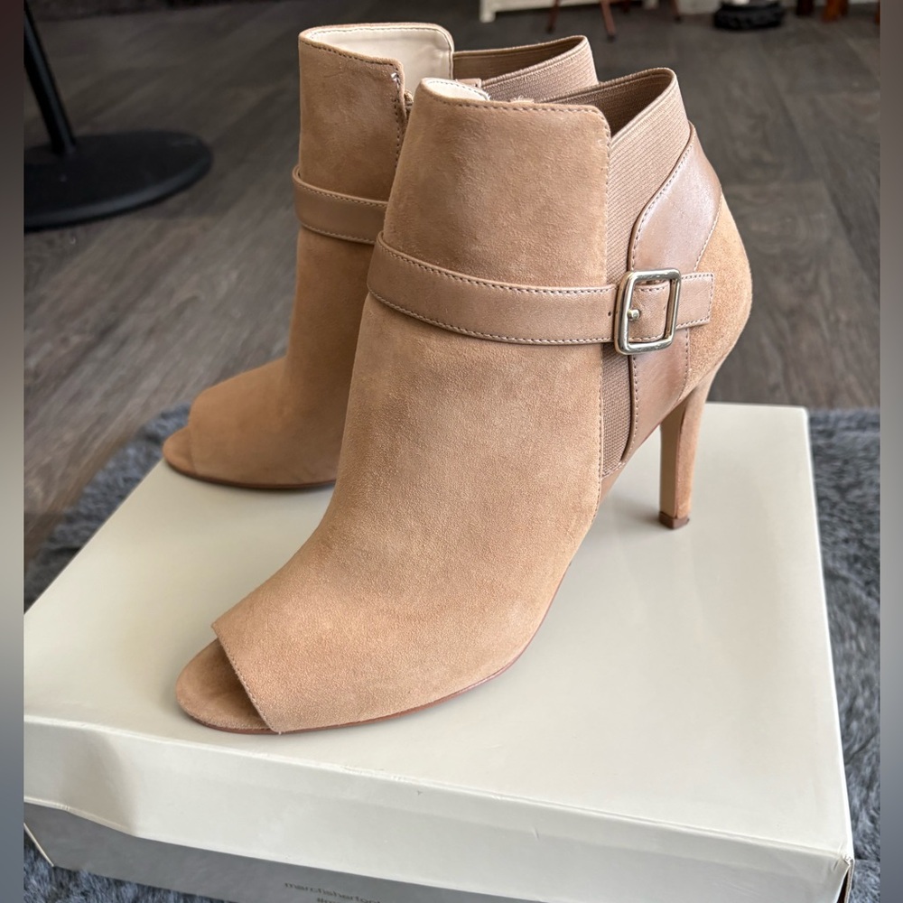 Marc Fisher Light Natural Suede Shoes